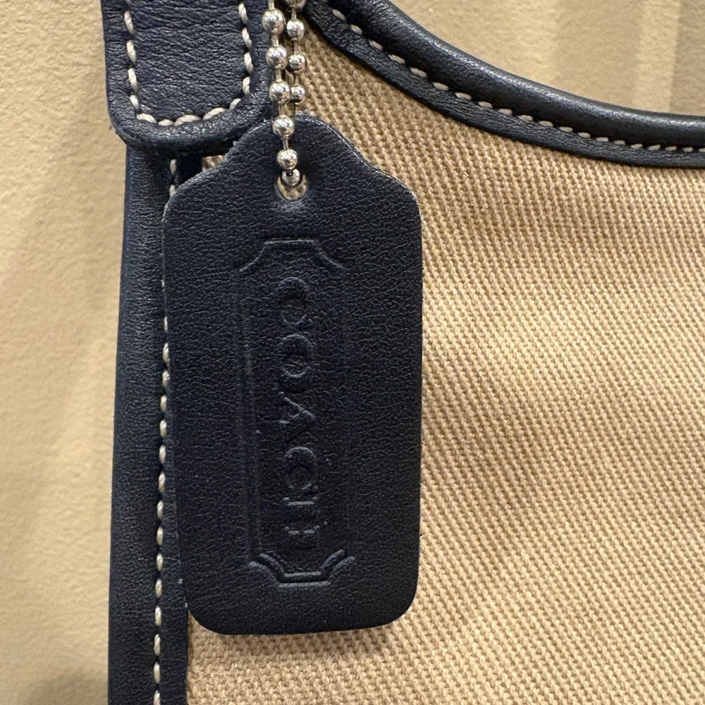 Coach Vintage Hippie Flap Bag - Picture 3 of 9